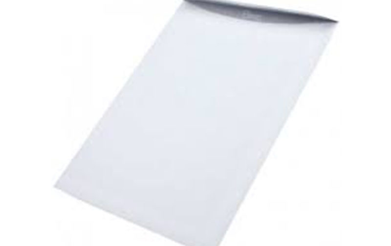 POCHETTE BLANCHE 370×450 STRIP 90GR PQT/250